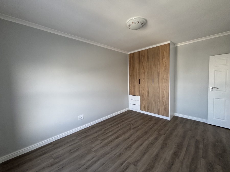 4 Bedroom Property for Sale in Sandown Western Cape